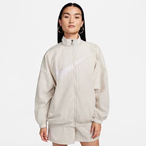 Nike Sportswear Essential Women's Woven Jacket. Nike ID